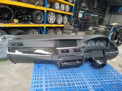 BMW F10 Dashboard Complete