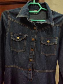 Denim long-sleeved fitted dress