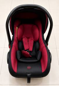baby carseat