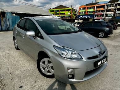 2011 Toyota Prius (HYBRID)
