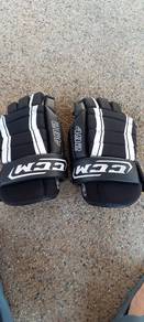 Ice Hockey gloves