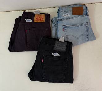 Levi’s Jeans sz 34 Combo::