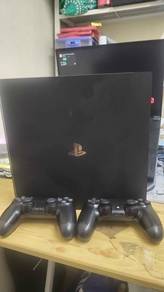 PS4 Pro 1Tb untuk dilepaskan