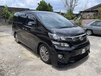 Toyota Vellfire Z GOLDEN EYES in Bukit Mertajam, PNG