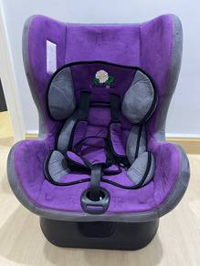 Car Seat Newborn to 18kg (Negotiable)