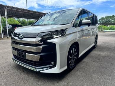 2022 Toyota Noah SZ