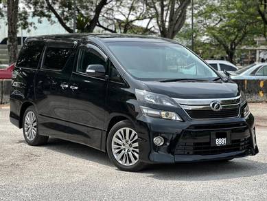 Toyota Vellfire Z GOLDEN EYES in Sungai Besi, KUL