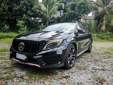 Mercedes Benz GLA250 250 4MATIC (CBU) in Kajang, SGR