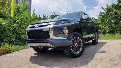 Mitsubishi Triton VGT PREMIUM in Salak Selatan, KUL