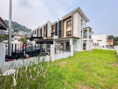 3-storey Terraced House For Sale in Ampang,SGR