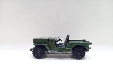 Vintage Tomica No. 25 Mitsubishi Jeep Military
