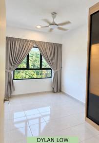 Condominium For Sale in TreeO
