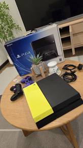 PS4 Fat Version