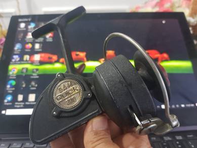 Made in West Germany DAM Quick 220 Fishing Reel