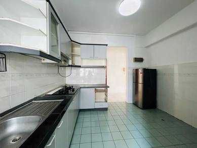 Condominium For Rent in Casa Lago