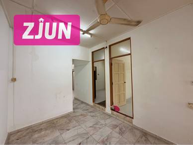 1-storey Terraced House For Sale in Jelutong,PNG