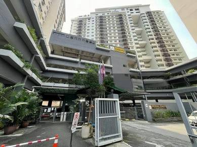 Condominium For Rent in Menara Pelangi
