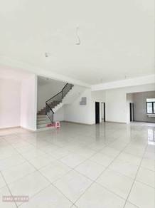 Semi-Detached House For Sale in Klang,SGR