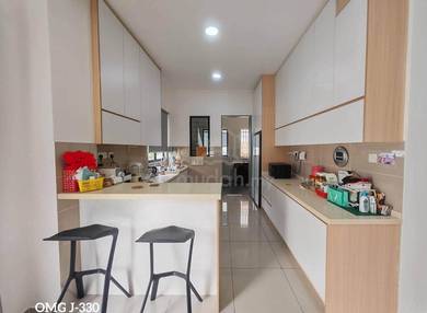 Semi-Detached House For Sale in Setia Alam,SGR