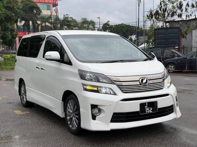 Toyota Vellfire Z GOLDEN EYES in Johor Bahru, JHR
