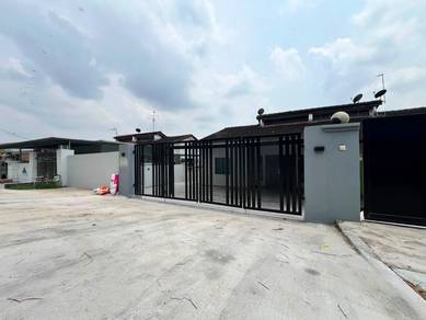 Semi-Detached House For Sale in Ulu Tiram,JHR