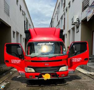 Lori 3 tan hino