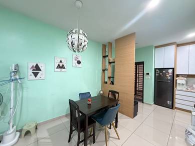 Flat For Rent in Taman Kempas
