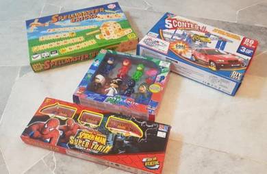 5 Boxes of toys