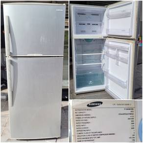 Fridge refrigerator peti ais peti sejuk 2d Samsung