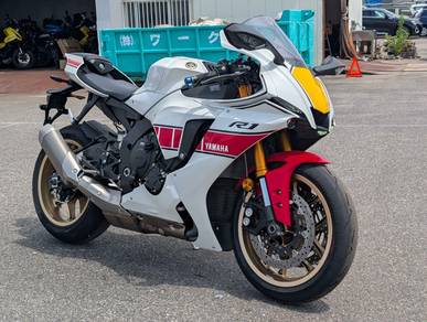 Yamaha YZF-R1