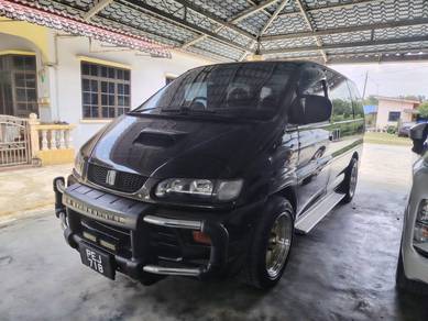 Mitsubishi Delica in Sabak Bernam, SGR