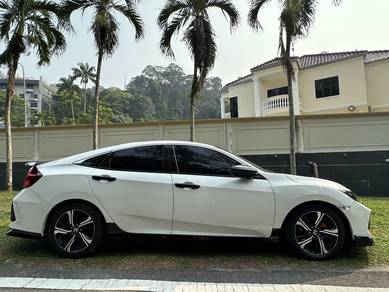 Honda Civic FC TC-PREMIUM in Ampang, KUL