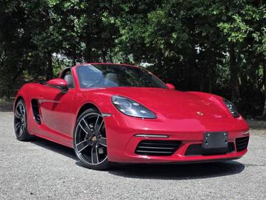 Porsche Boxster 718 in Ampang Hilir, KUL