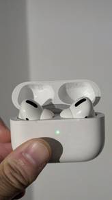 Airpods Pro 1st Gen (Original - Read Description)