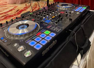 DJ SZ Deck pioneer