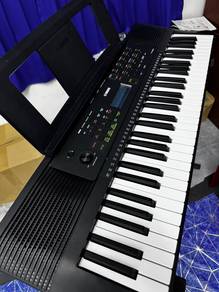 Yamaha Keyboard ESR283
