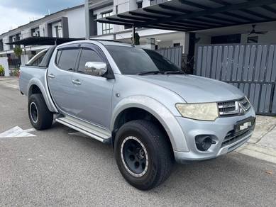 Mitsubishi Triton STANDARD in Skudai, JHR