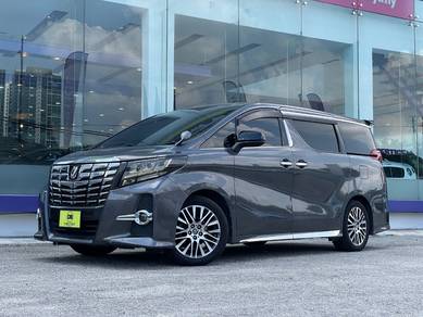 Toyota Alphard in Permas Jaya, JHR