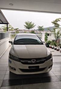 Honda Stream i-VTEC RSZ in Puncak Alam, SGR