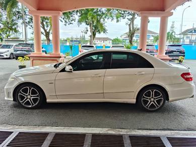 Mercedes Benz 200 in Kota Bharu, KTN