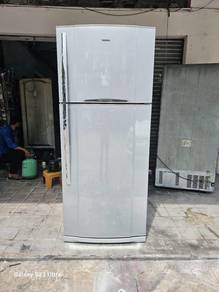 Toshiba fridge 2d refrigerator peti sejuk peti ais