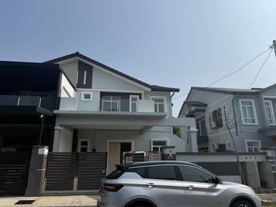 Semi-Detached House For Sale in Muar,JHR