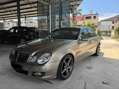 Mercedes Benz E230 230 AVANTGARDE (CKD) in Ipoh, PRK