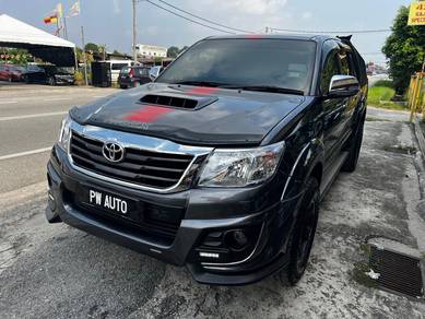 Toyota Hilux G TRD SPORTIVO in Kajang, SGR