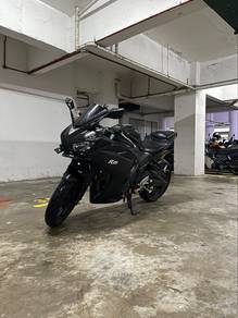 Yamaha R25