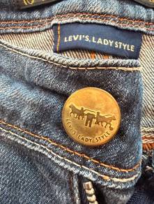 LEVI’S LADYSTYLE Skinny Ripped Jeans