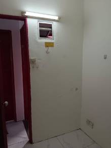 Room in Bukit Jalil, KUL