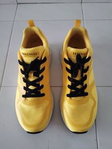 Kasut Skechers