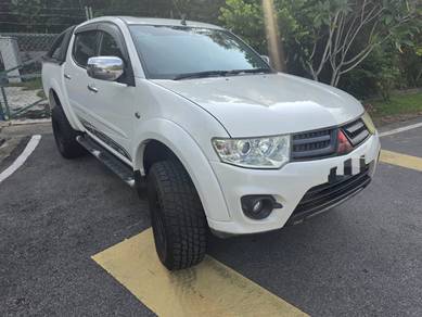 Mitsubishi Triton in Semenyih, SGR