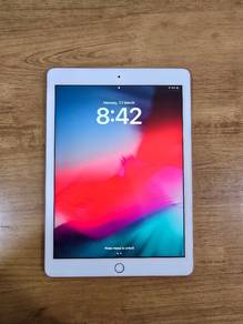 iPad 6th Gen 32GB Wifi